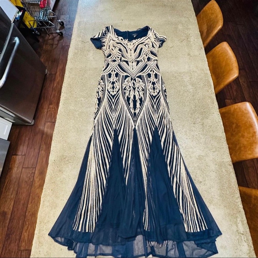 R&M RICHARDS FORMAL GOWN- Size 12